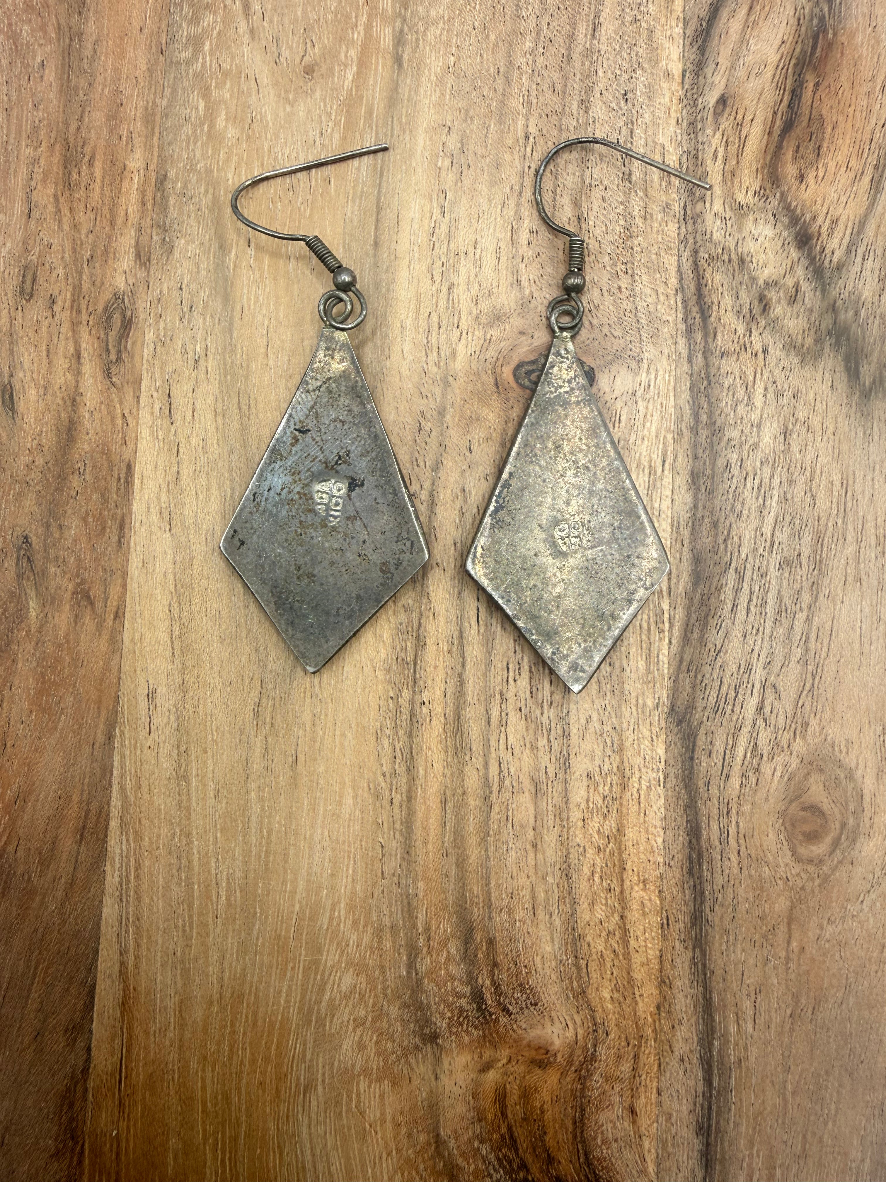 Alpaca Mexico Silver Shell Inlay Earrings
