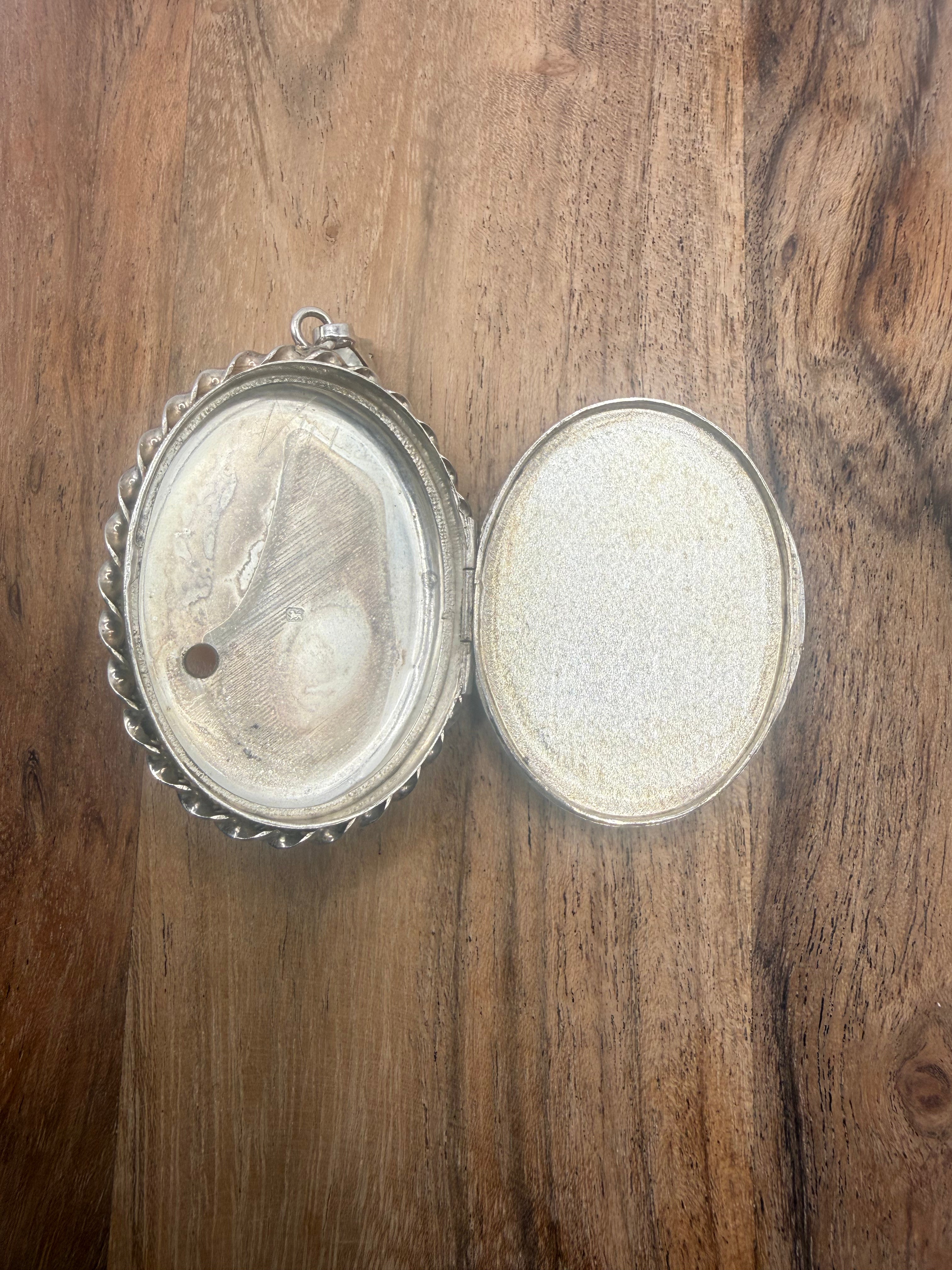 Sterling Silver Cameo Locket
