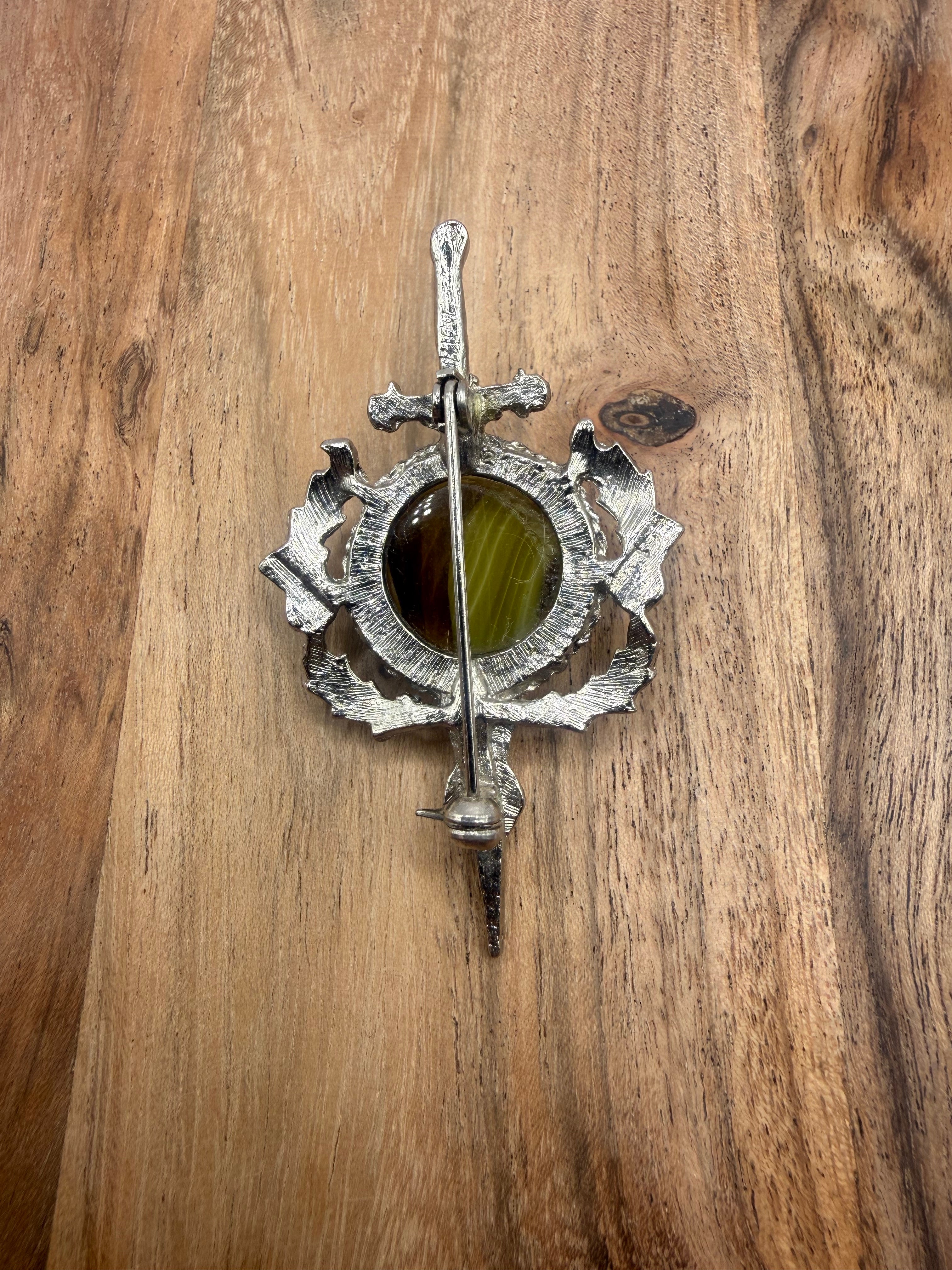 Silver Tone Celtic Kilt Pin/Brooch