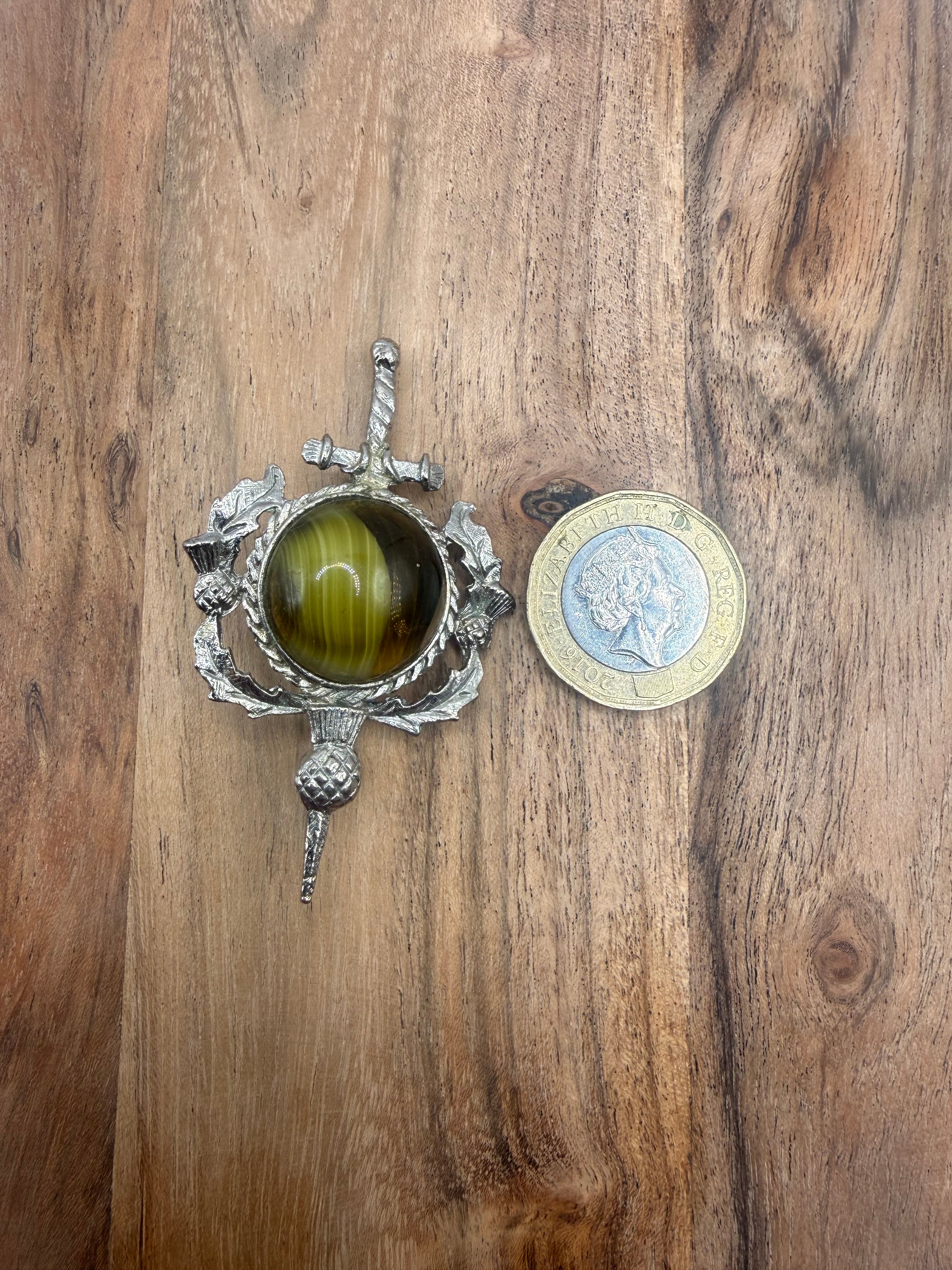 Silver Tone Celtic Kilt Pin/Brooch