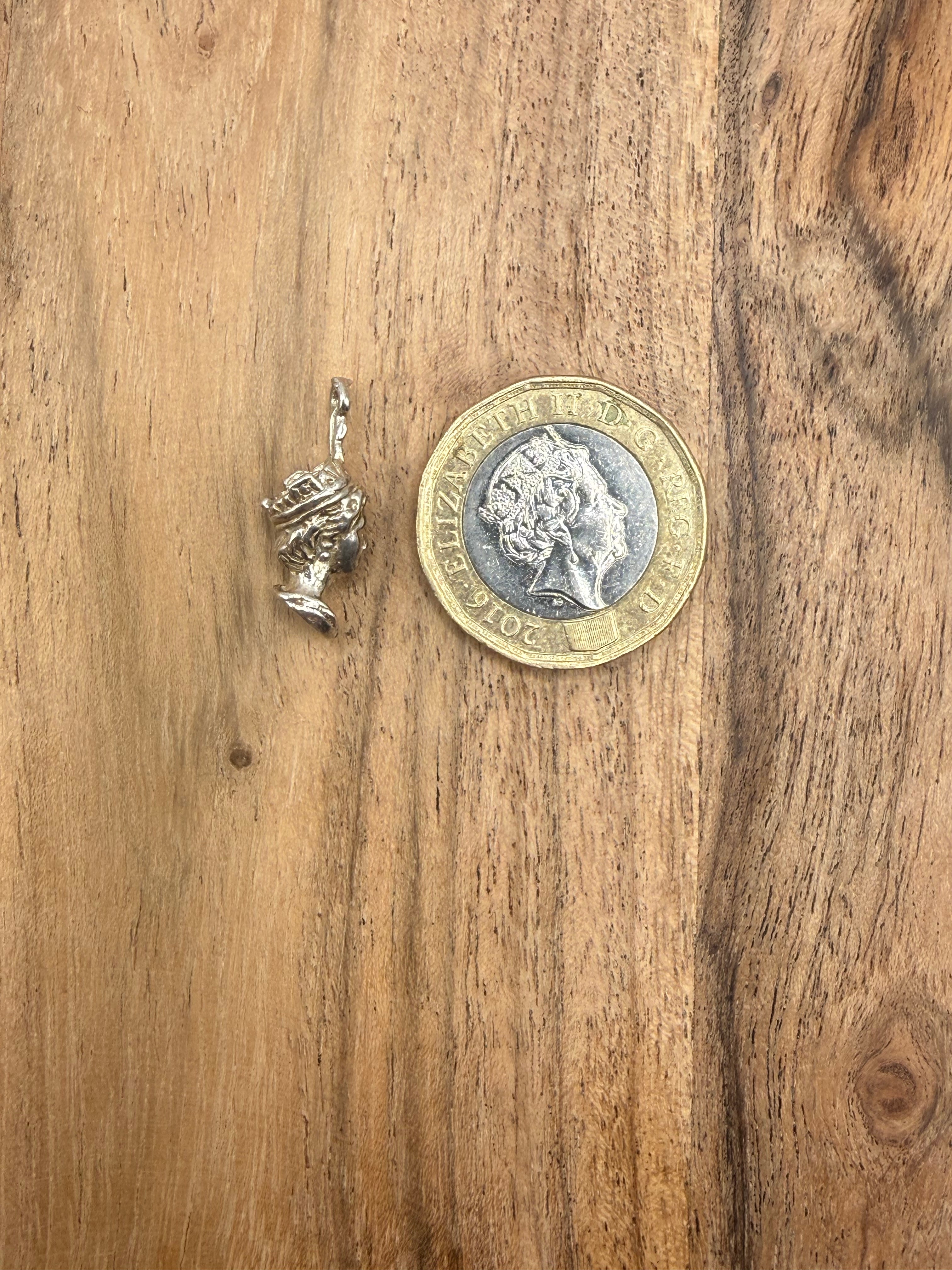 Sterling Silver Queen Elizabeth Charm
