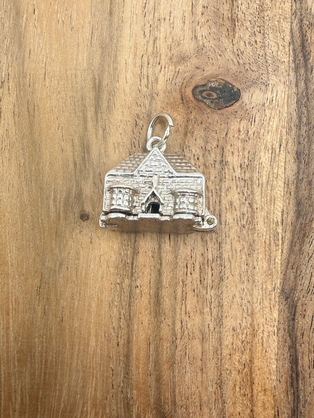Sterling Silver Articulated Country Pub Charm