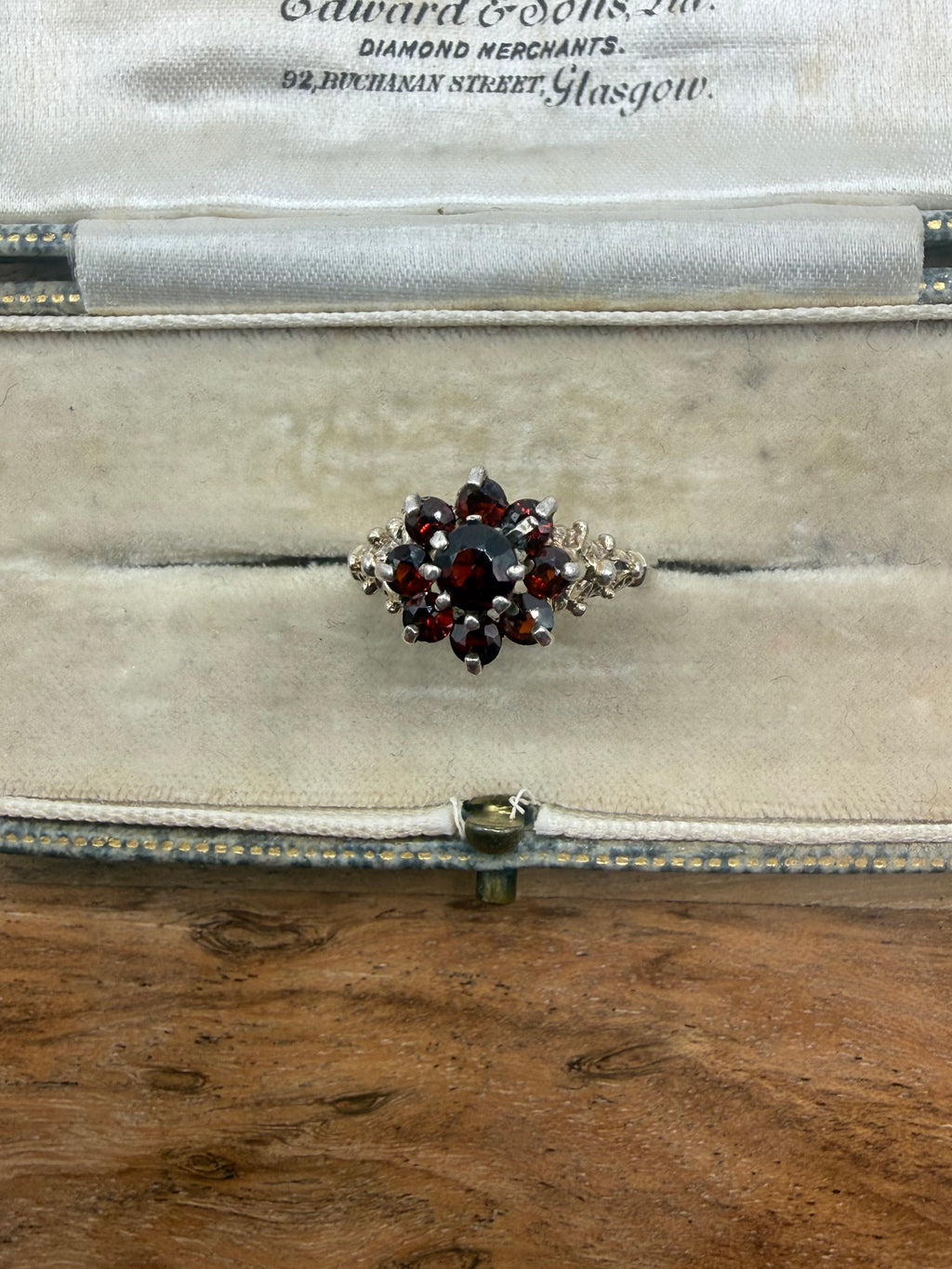 Sterling Silver Garnet Cluster Ring (L)
