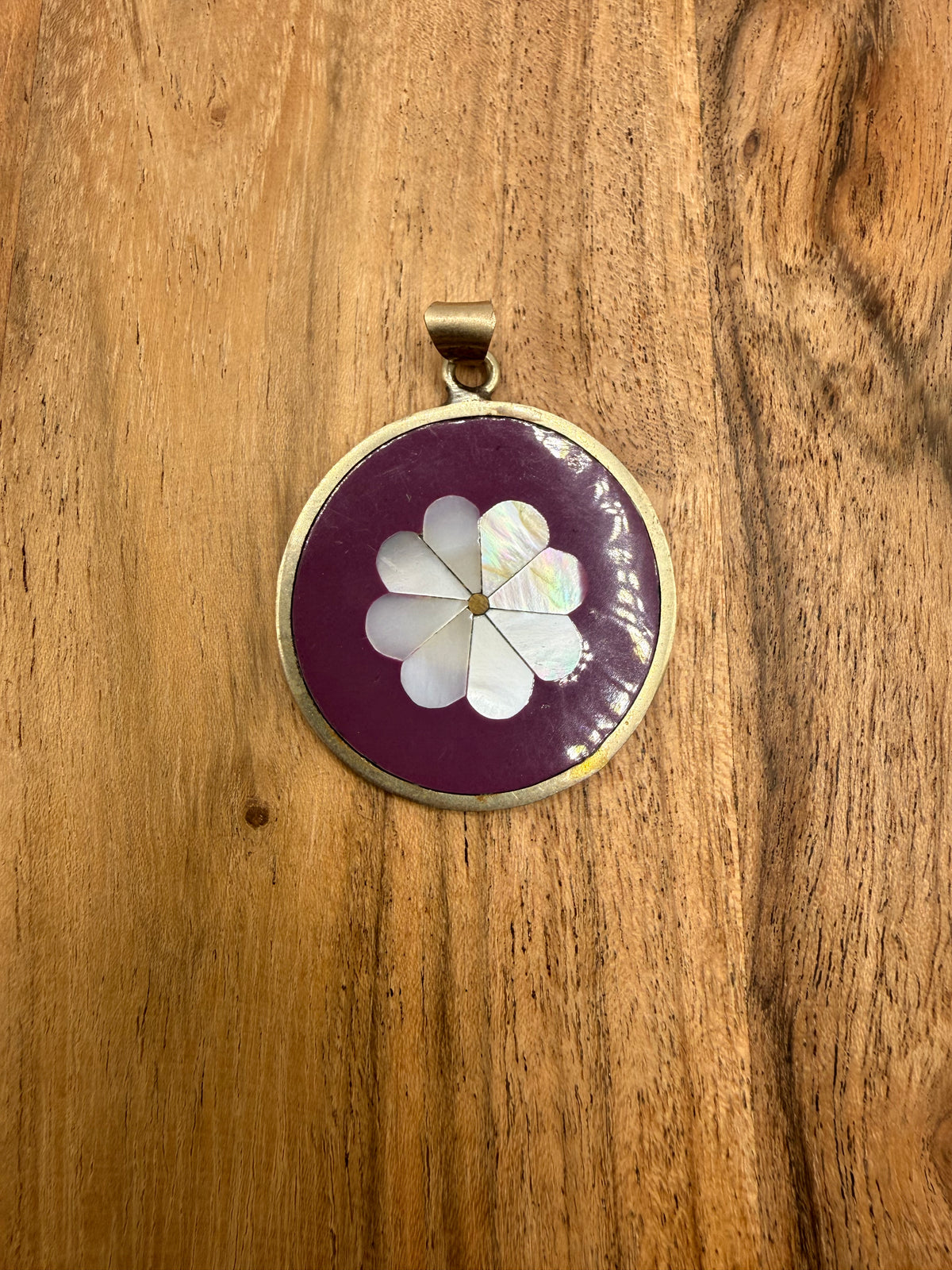 Alpaca Mexico Shell Inlay Pendant