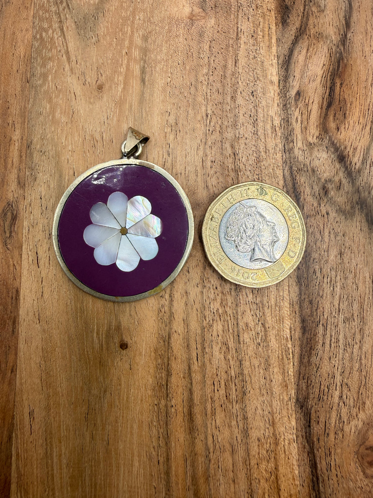 Alpaca Mexico Shell Inlay Pendant