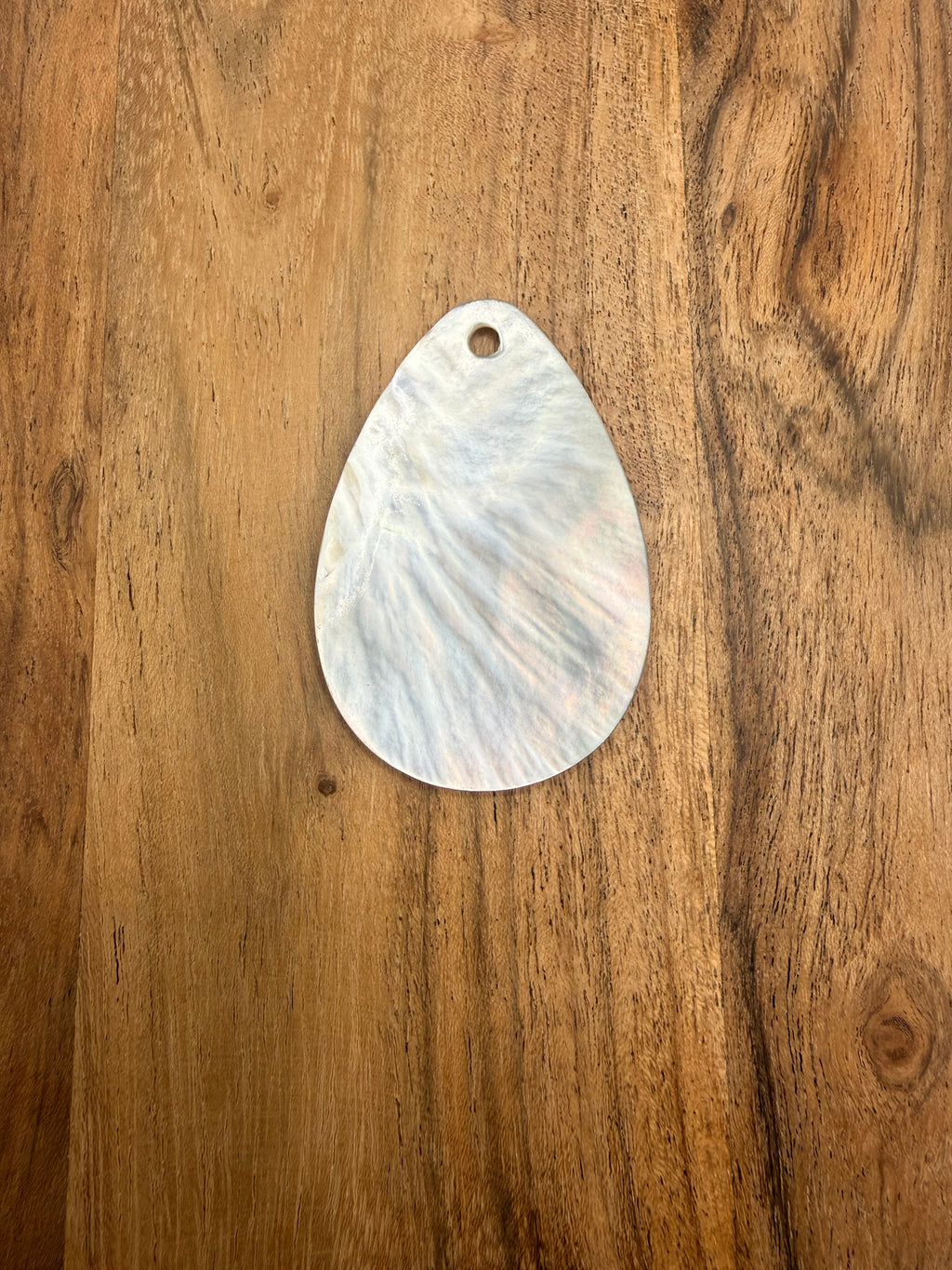 Mother of Pearl Teardrop Pendant